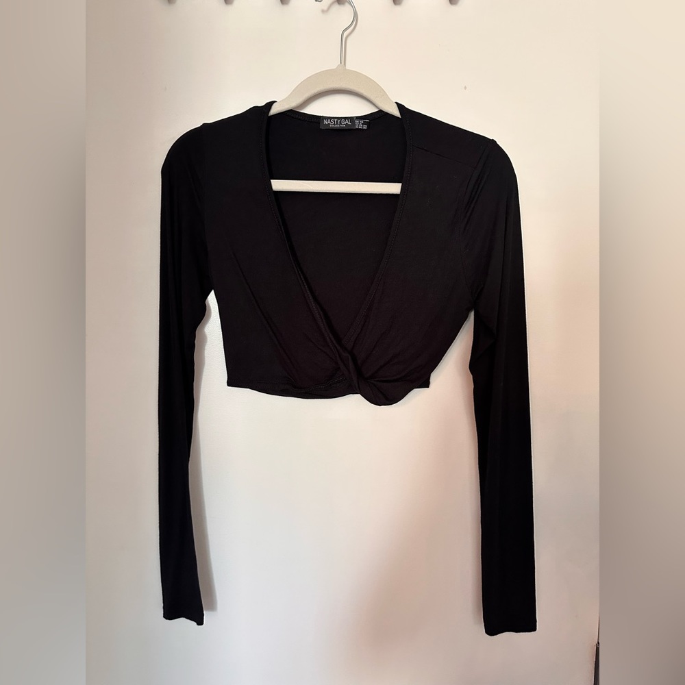 NASTYGAL Black Long-sleeve Crop Top